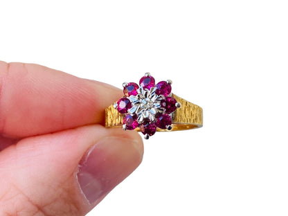 Vintage 18ct Gold Ruby & Diamond Ring