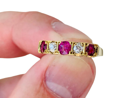 Vintage 18ct Gold Ruby & Diamond Ring