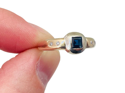9ct Gold Sapphire & Diamond Ring