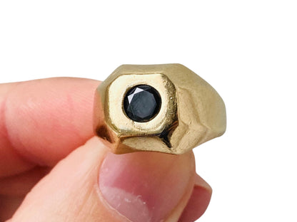 9ct Gold Black Spinel Ring