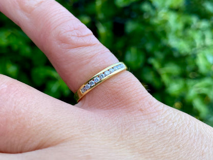 18ct Gold Ten-Stone Diamond Ring
