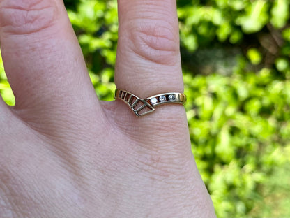 Vintage 9ct Gold Diamond Ring