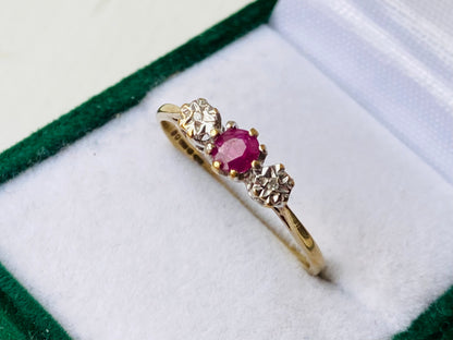 9ct Gold Ruby & Diamond Ring