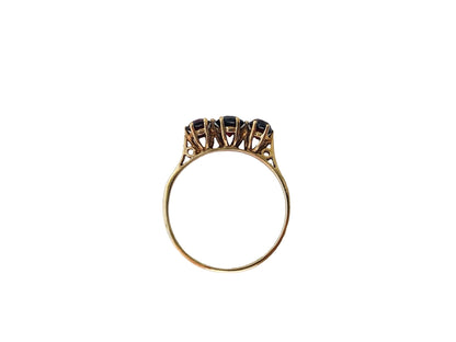 Vintage 9ct Gold Garnet Ring