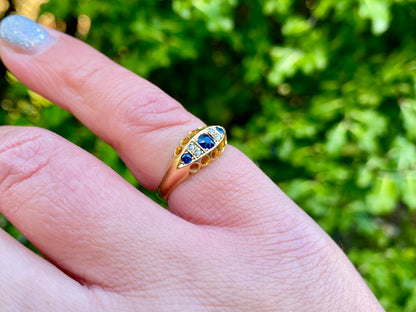 Antique 18ct Gold Sapphire & Diamond Ring