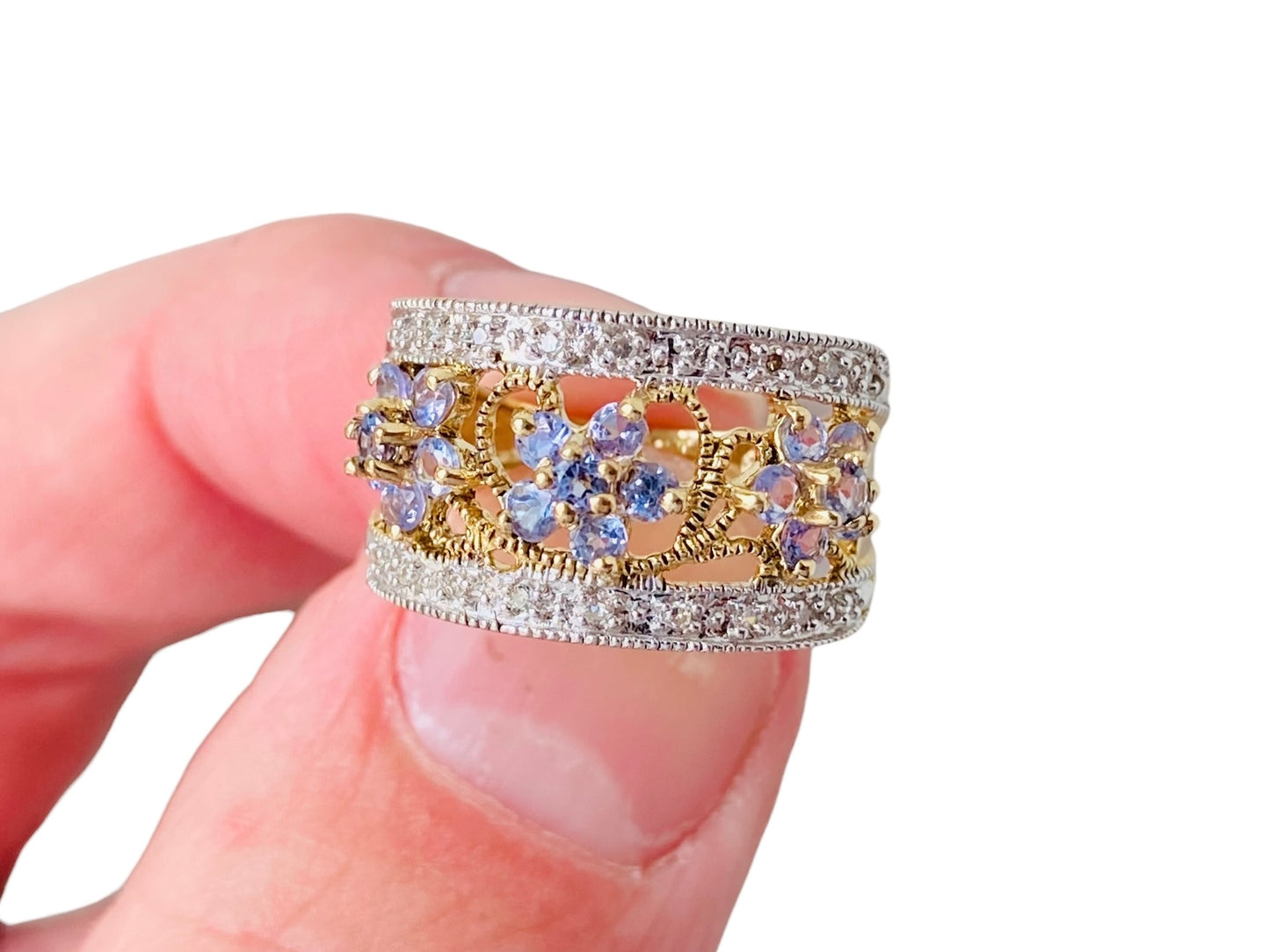 9ct Gold Tanzanite & Diamond Ring