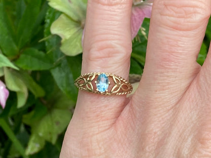 9ct Gold Topaz Ring