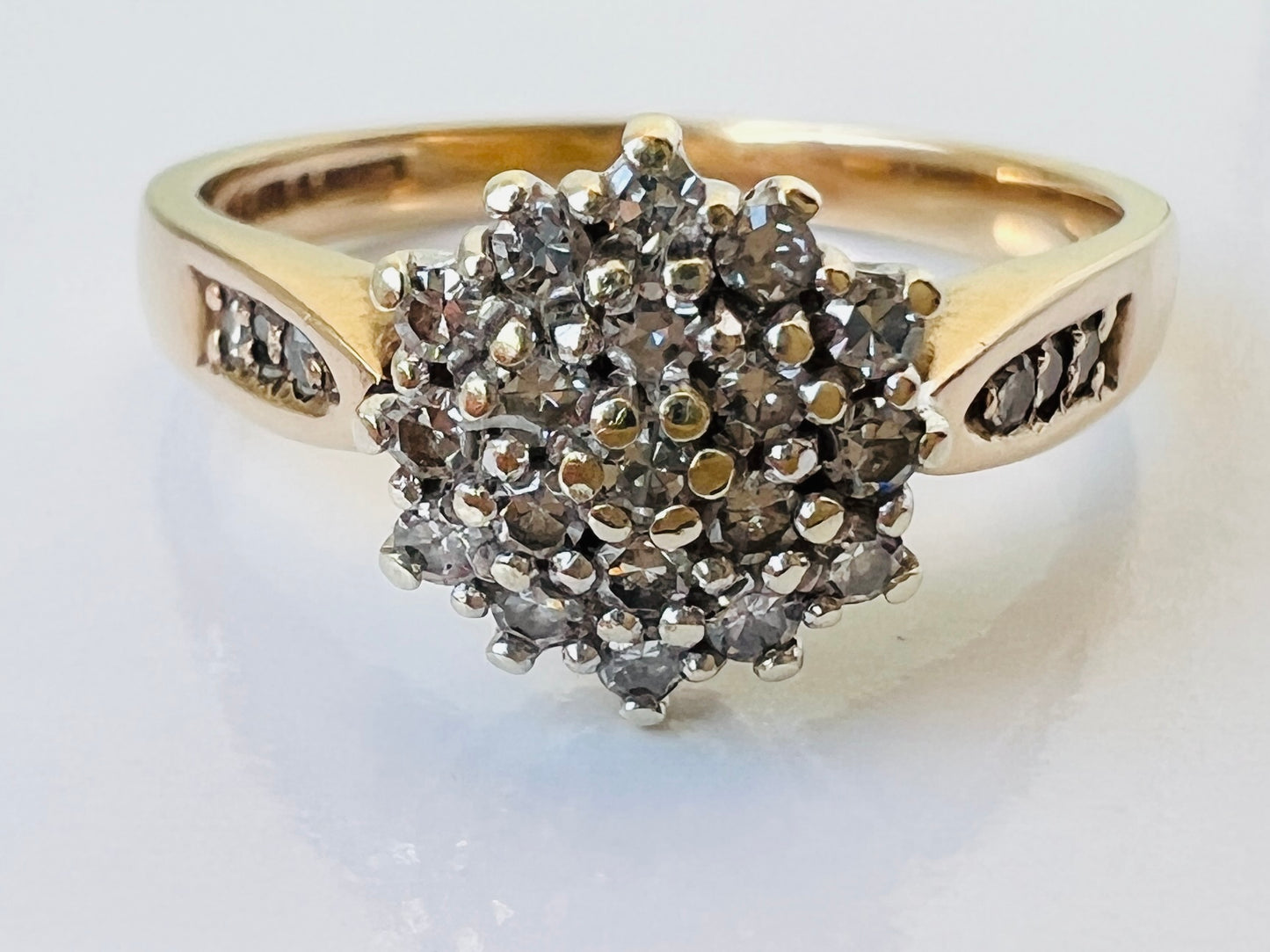 Vintage 9ct Gold Diamond Ring