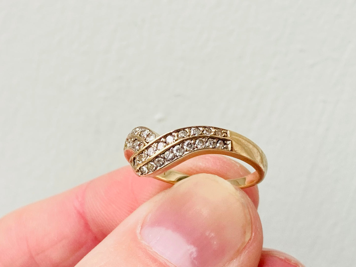 9ct Gold Diamond Ring