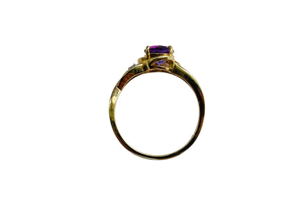 9ct Gold Amethyst & Diamond Ring