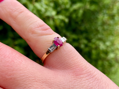 9ct Gold Ruby & Diamond Ring