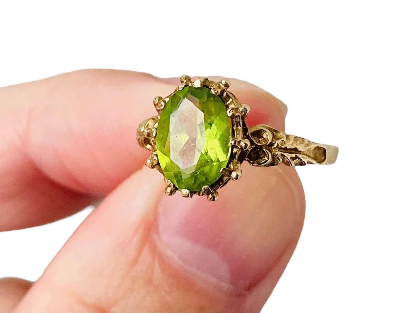 Vintage 9ct Gold Peridot Ring