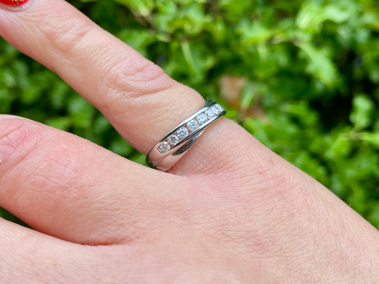 9ct Gold 0.50ct Diamond Crossover Ring