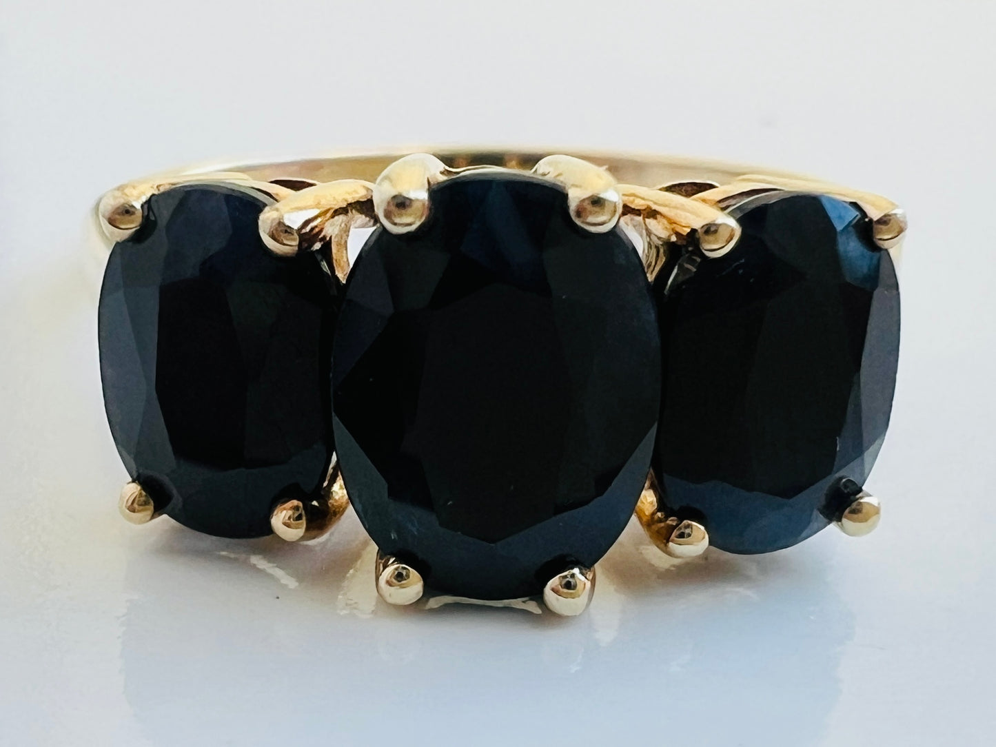 9ct Gold Sapphire Ring