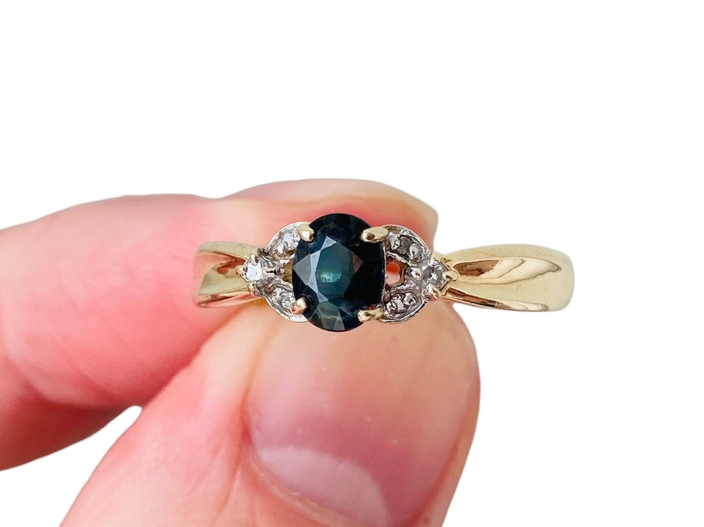 9ct Gold Sapphire & Diamond Ring