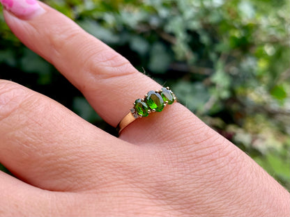 9ct Gold Diopside & Diamond Ring