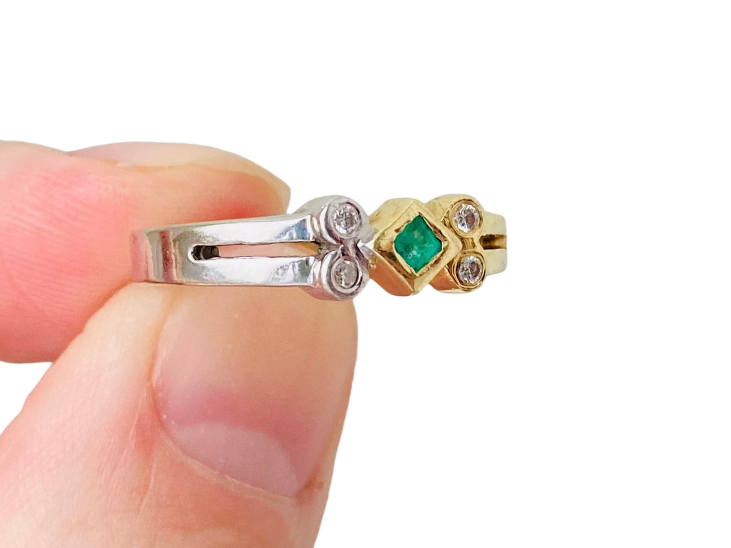 14ct Gold Emerald & Diamond Ring
