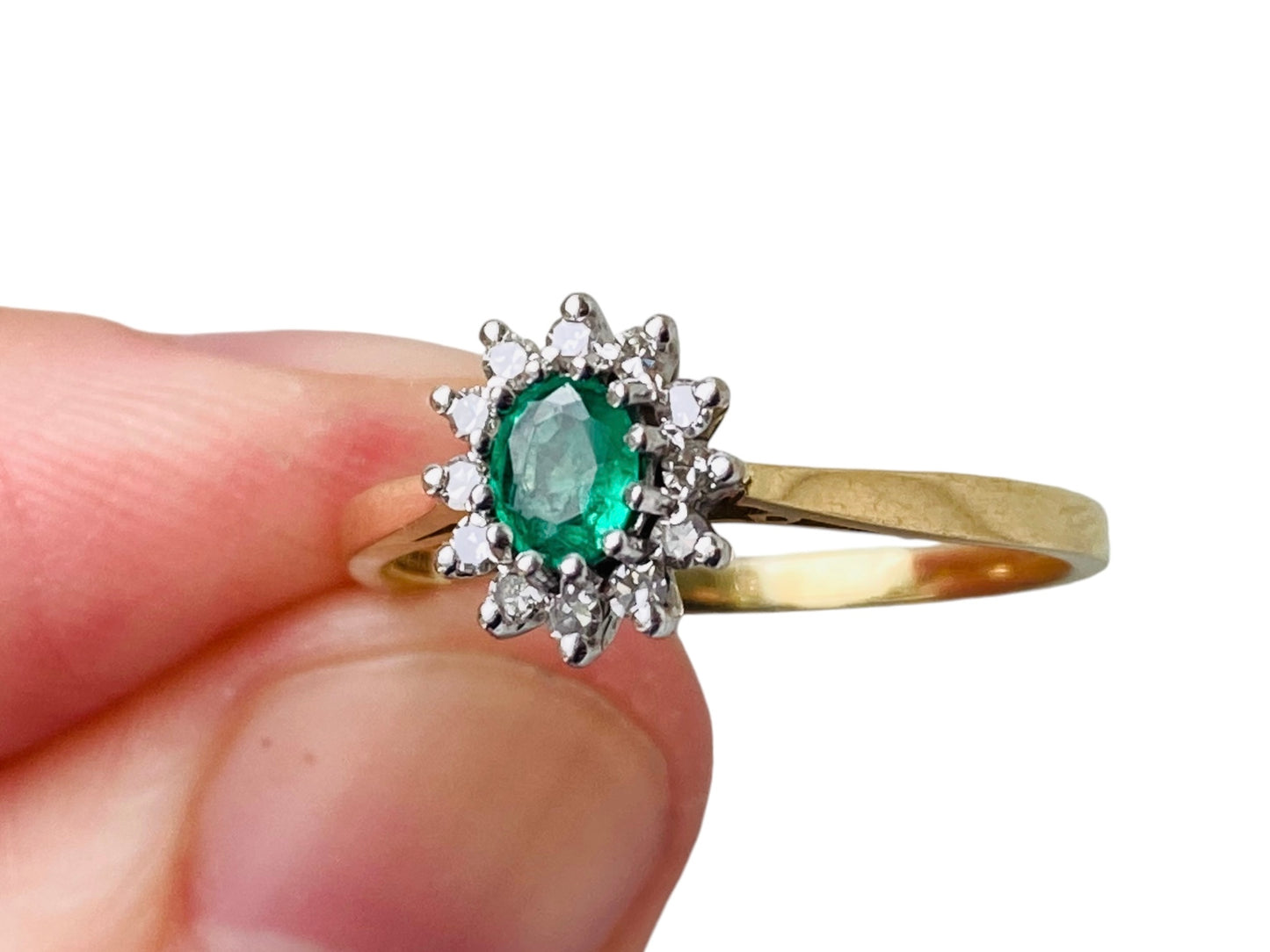 18ct Gold Emerald & Diamond Ring