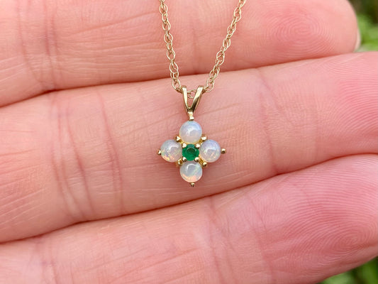 9ct Gold Opal & Emerald Pendant With Necklace