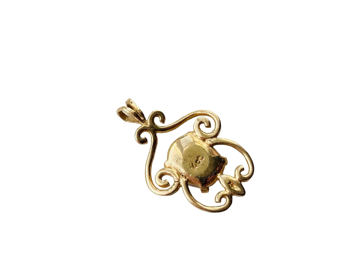 14ct Gold Opal Pendant
