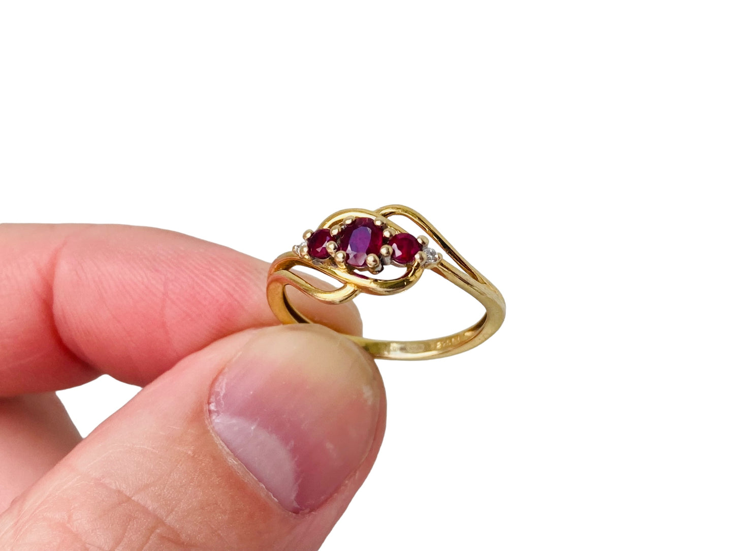 9ct Gold Ruby & Diamond Ring