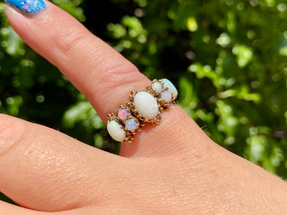 Vintage 9ct Gold Opal & Diamond Ring