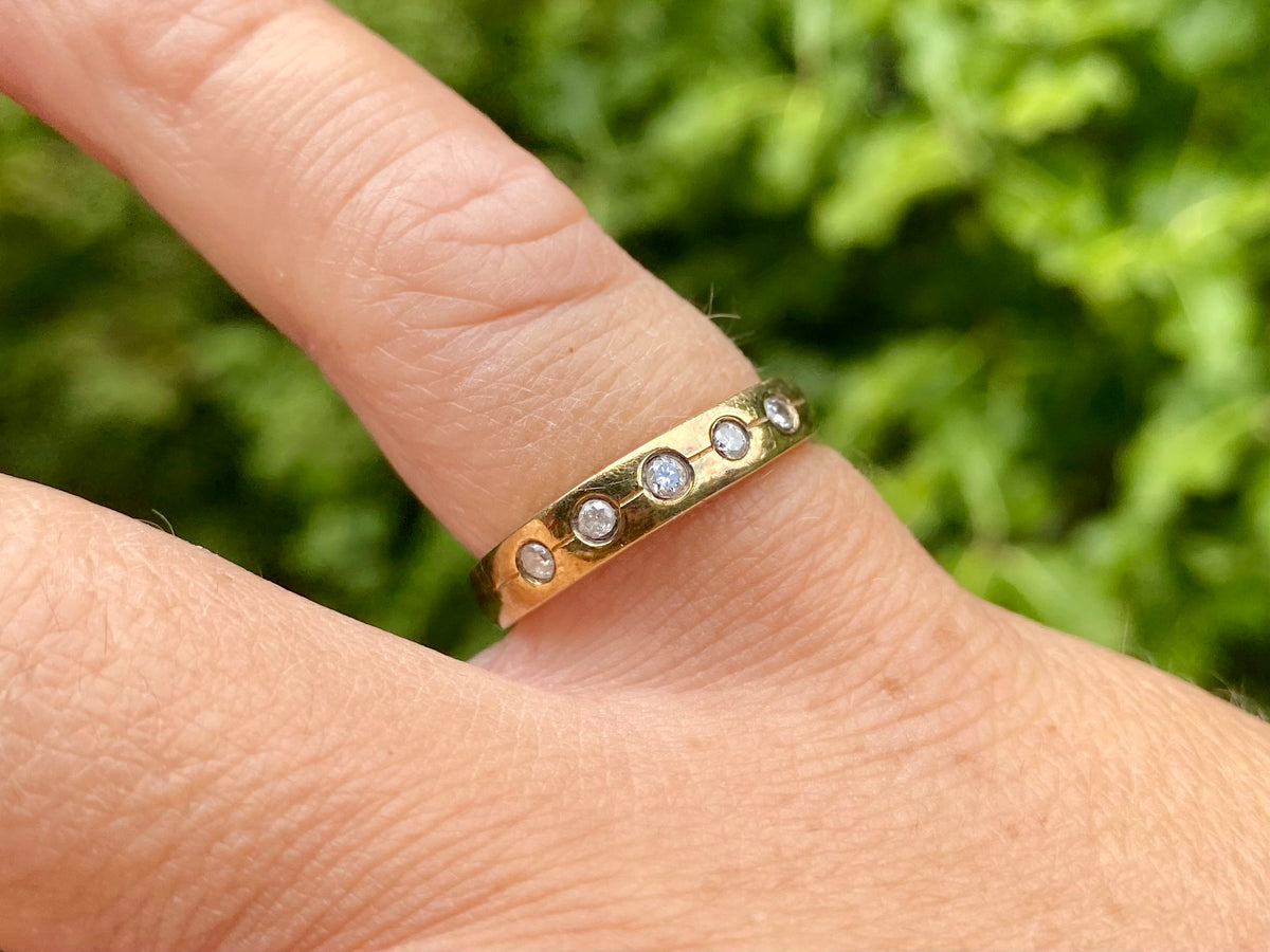 9ct Gold Diamond Ring