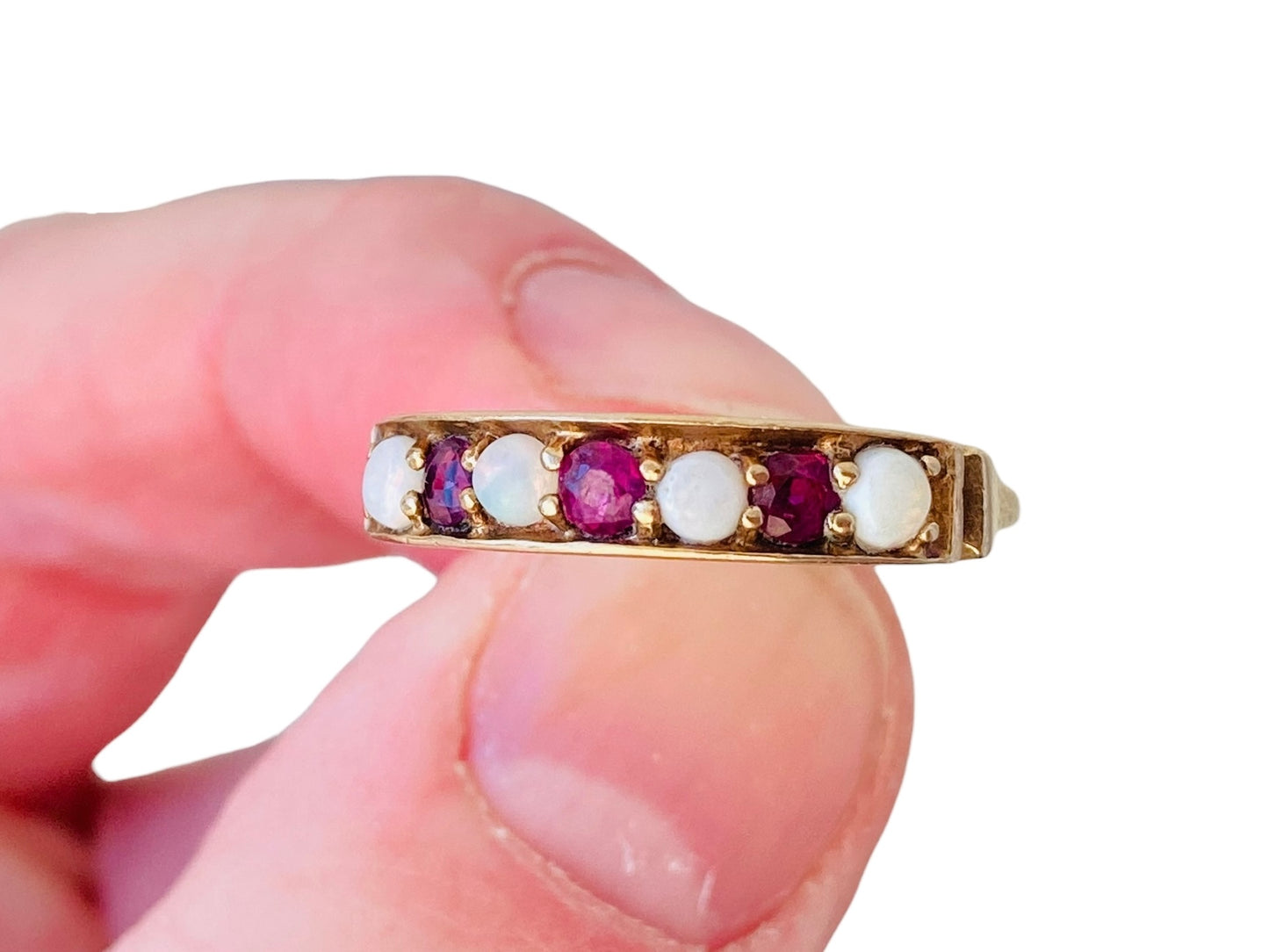 Vintage 9ct Gold Ruby & Opal Ring