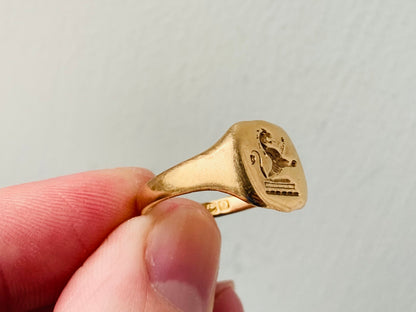 Antique 18ct Gold Seal Ring