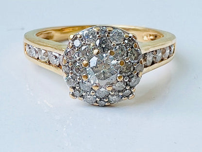 18ct Gold Diamond Ring