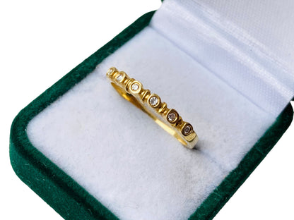 18ct Gold Diamond Ring