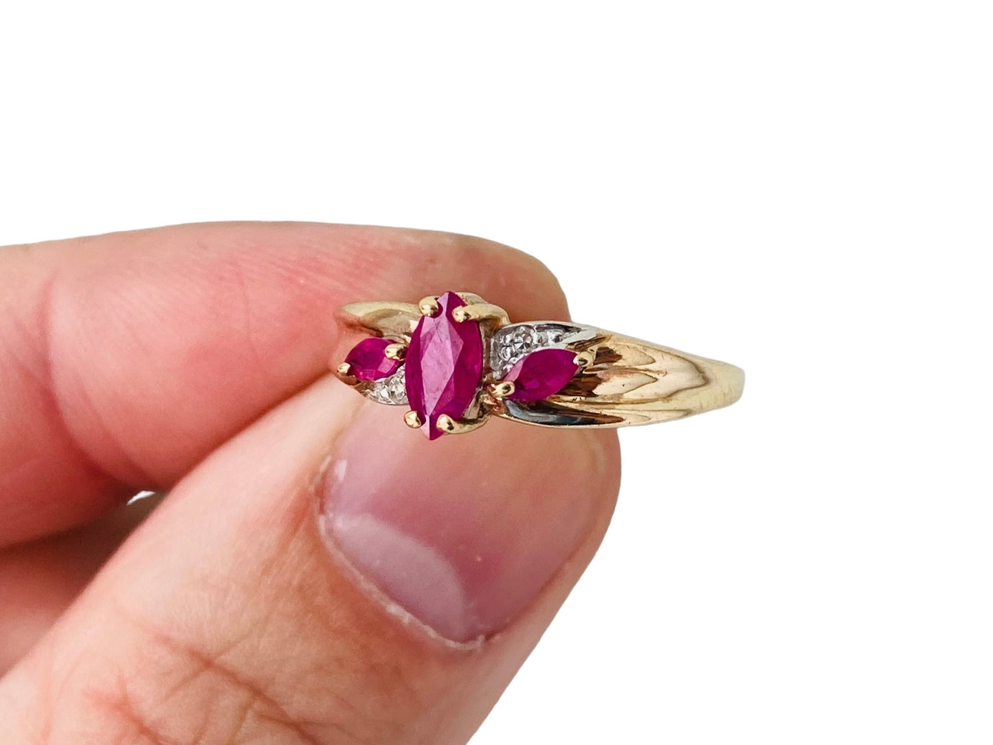 9ct Gold Ruby & Diamond Ring