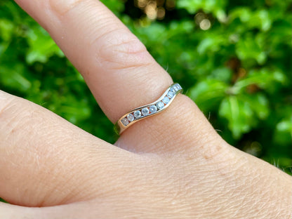 9ct Gold 0.25ct Diamond Wishbone Ring