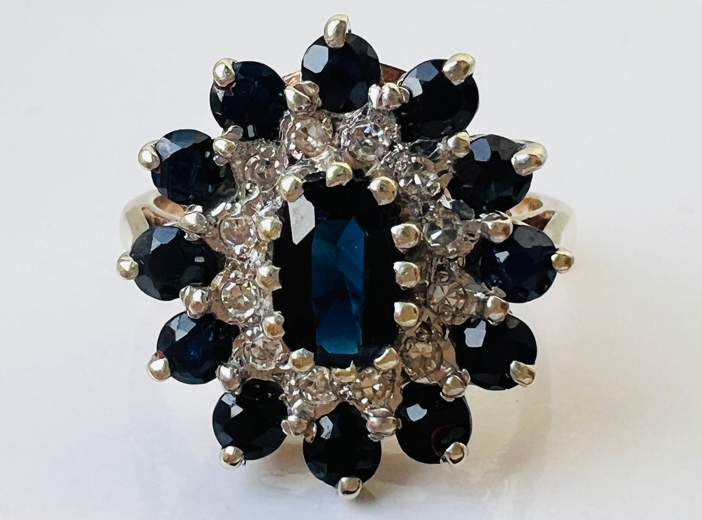 9ct Gold Sapphire & Diamond Ring