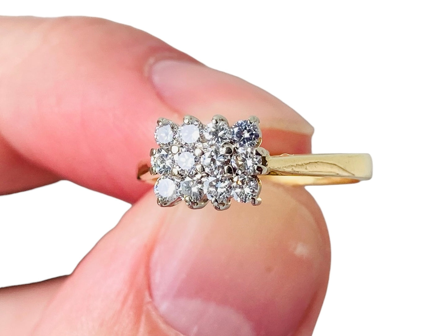 18ct Gold Diamond Cluster Ring