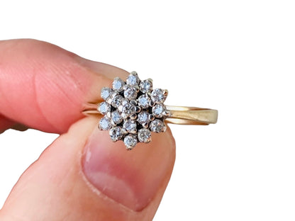 Vinatge 9ct Gold Diamond Ring