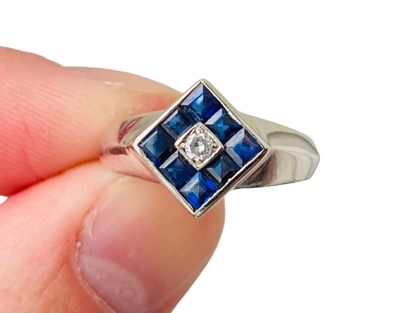 18ct Gold Sapphire & Diamond Ring