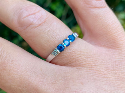 9ct Gold Apatite & Diamond Ring