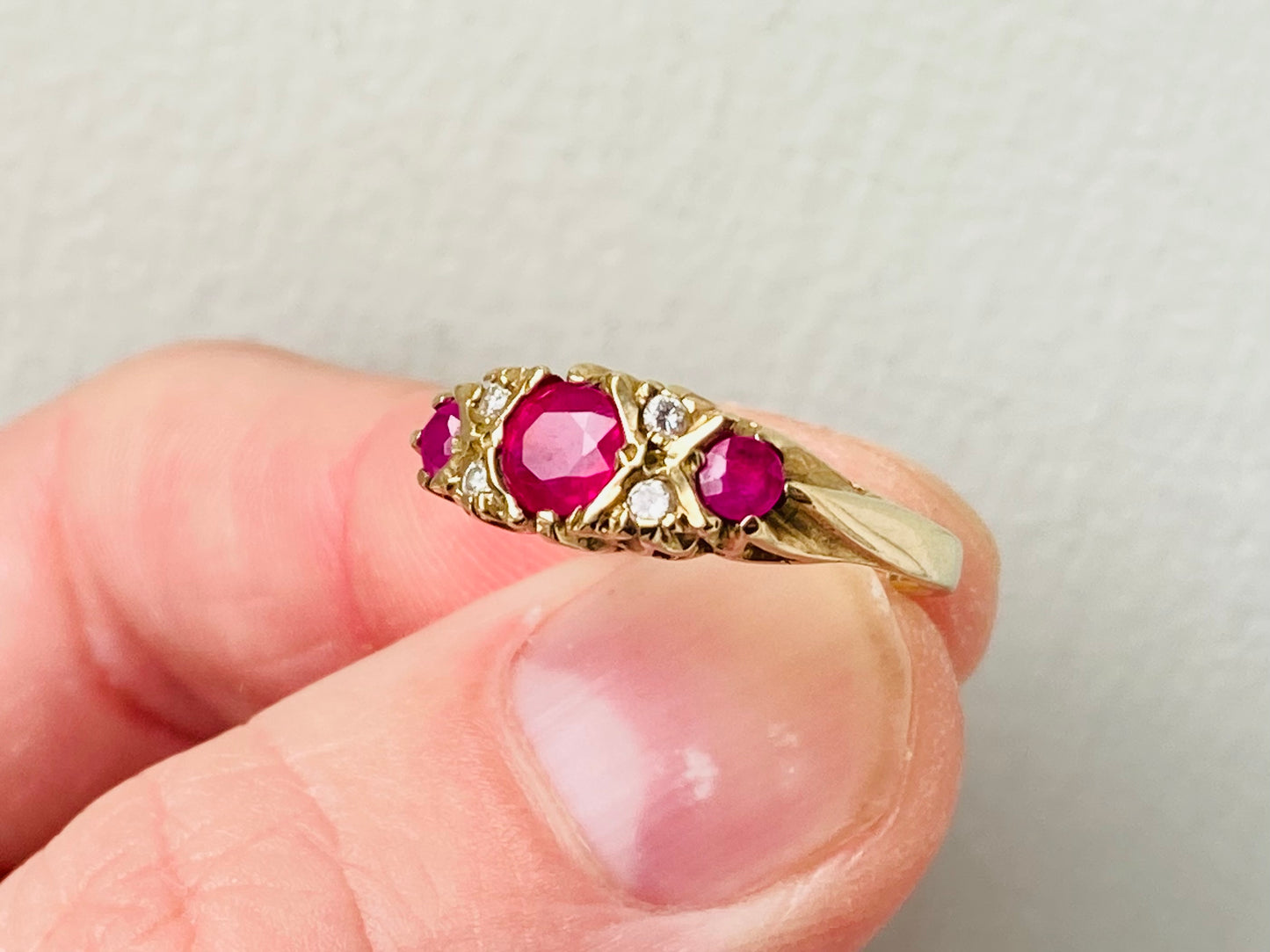 9ct Gold Ruby & Diamond Ring