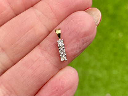 9ct Gold Diamond Pendant