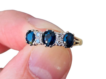 Vintage 18ct Gold Sapphire & Diamond Ring