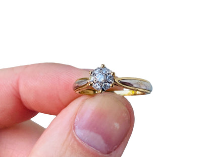 9ct Gold Diamond Ring