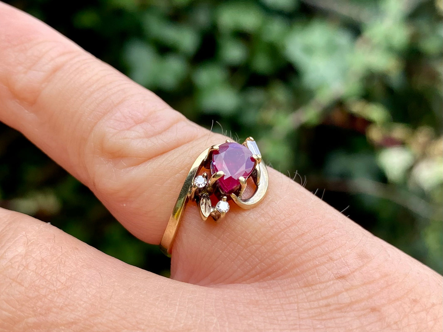 18ct Gold Ruby & Diamond Ring