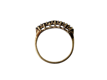 Vintage 9ct Gold Garnet Ring