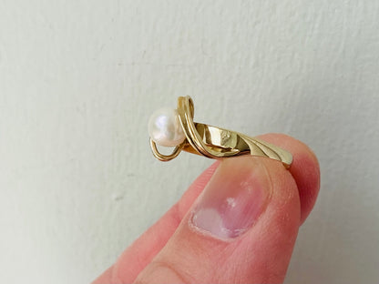 Vintage 9ct Gold Pearl Ring