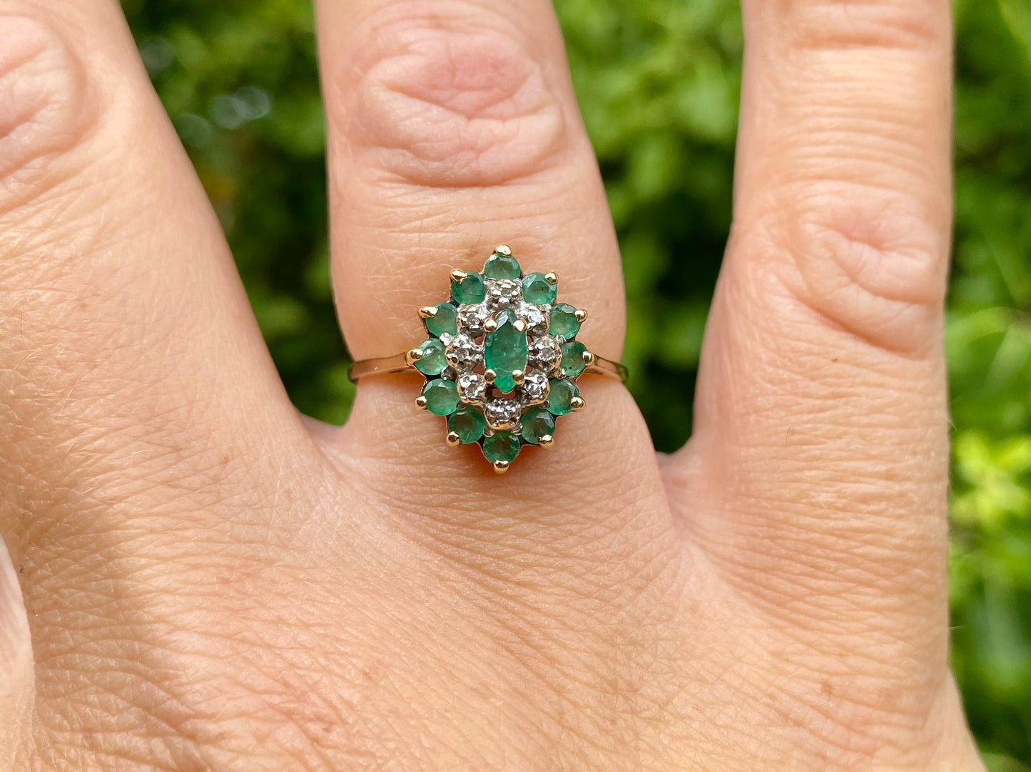 Vintage 9ct Gold Emerald & Diamond Ring
