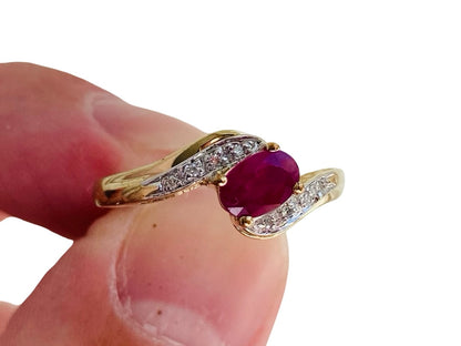 9ct Gold Ruby & Diamond Ring