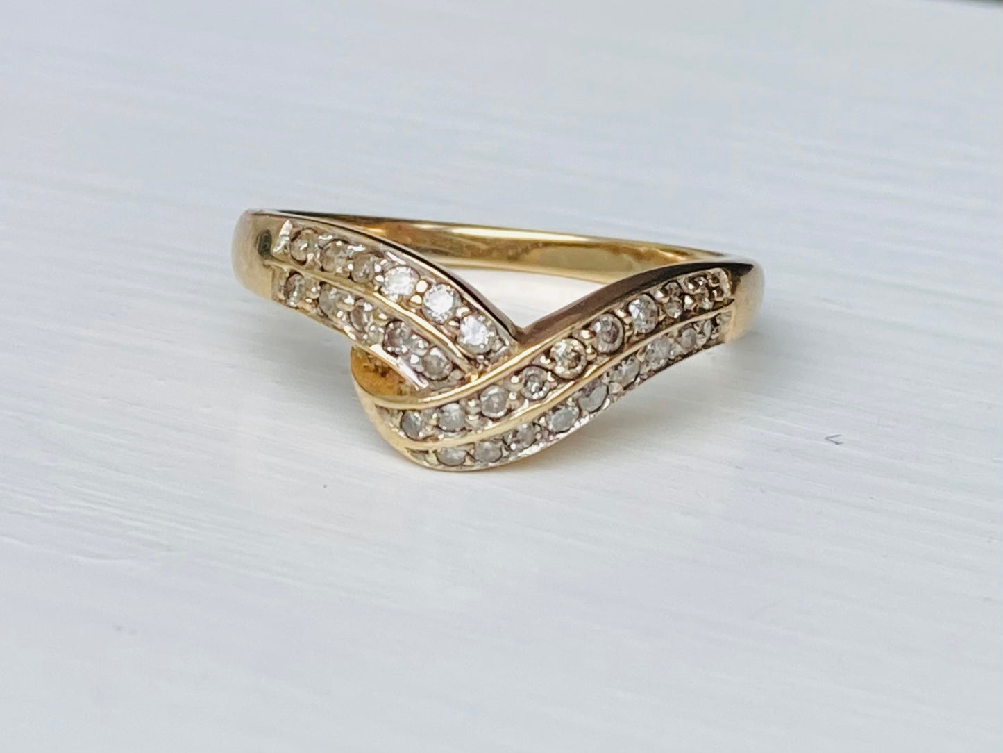 9ct Gold Diamond Ring