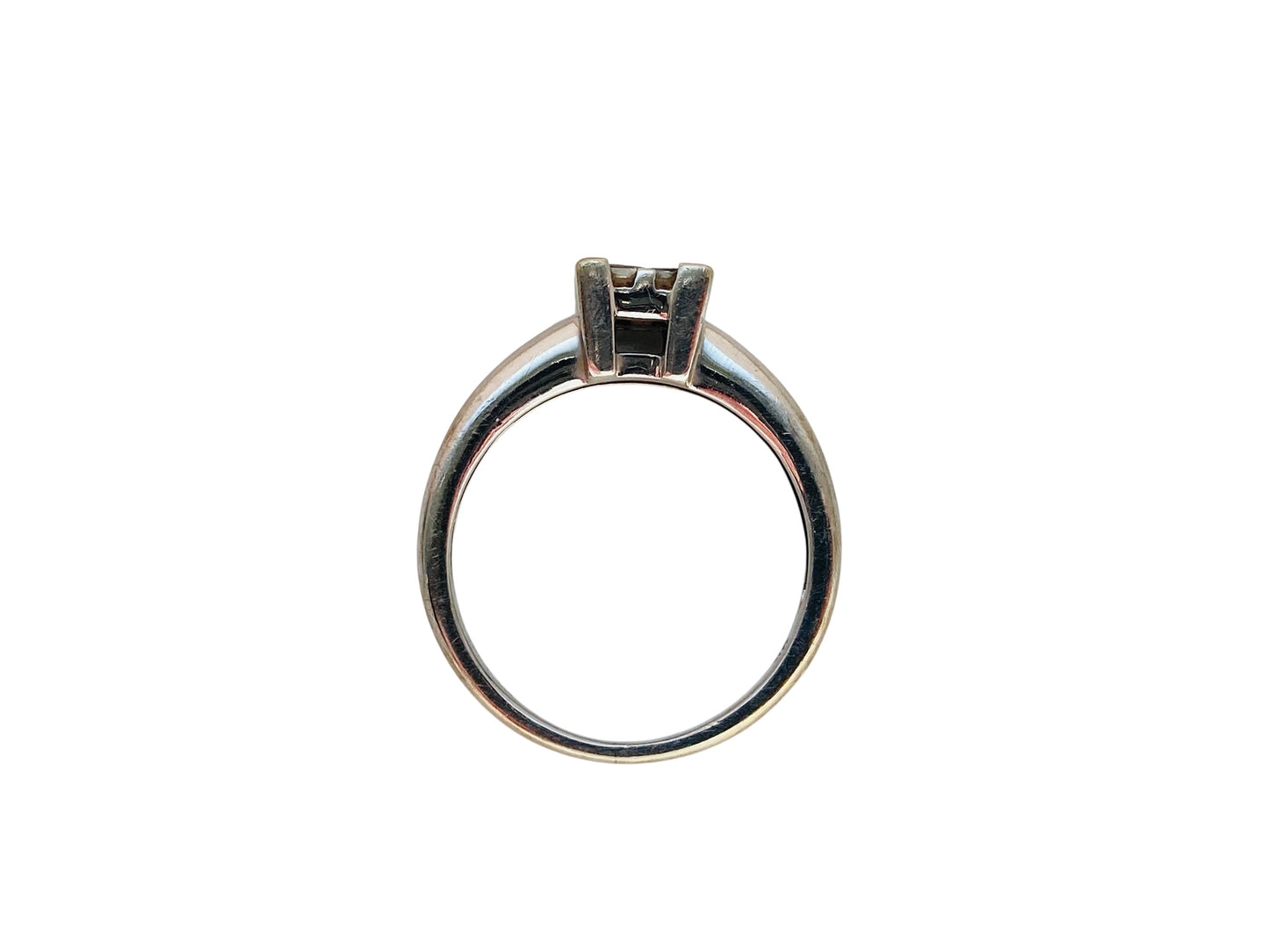9ct Gold Diamond Ring