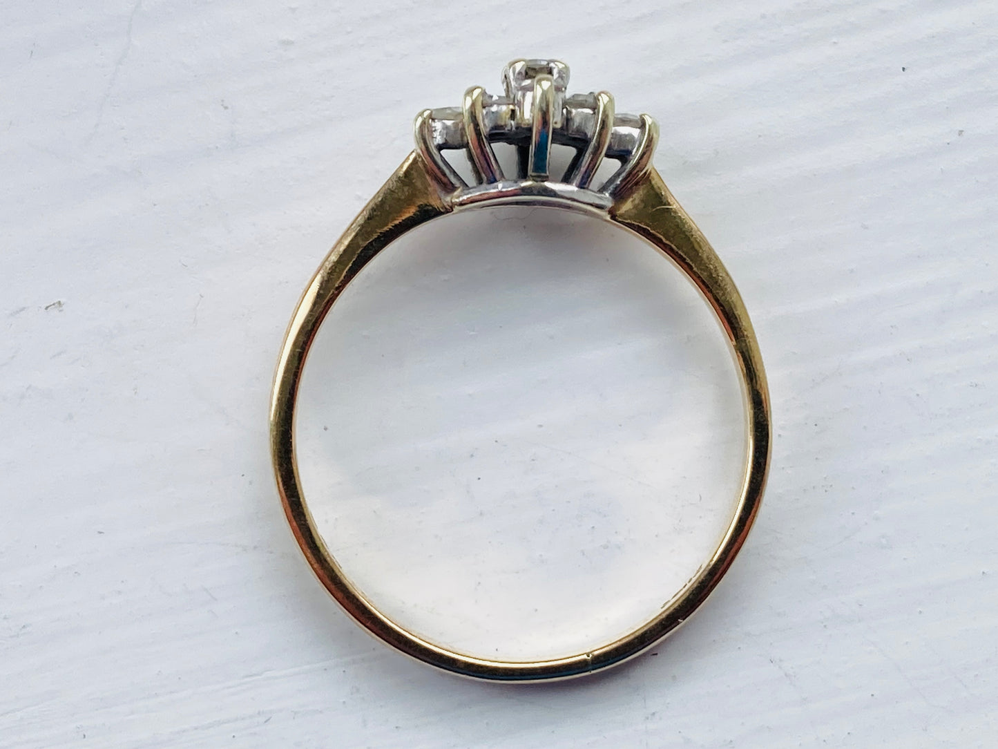 Vintage 9ct Gold Diamond Ring